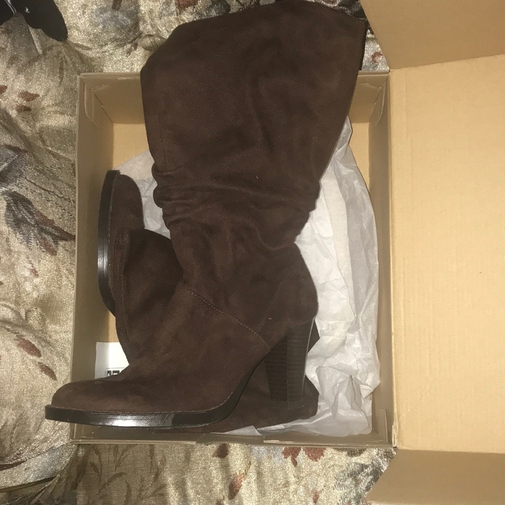 Early 2000s Boots